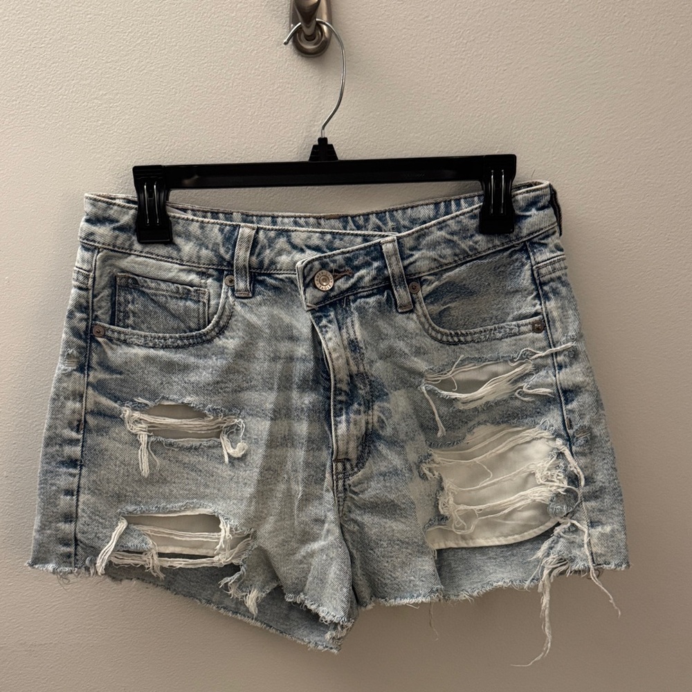 American Eagle Outfitters Light Blue Distressed Jean Shorts